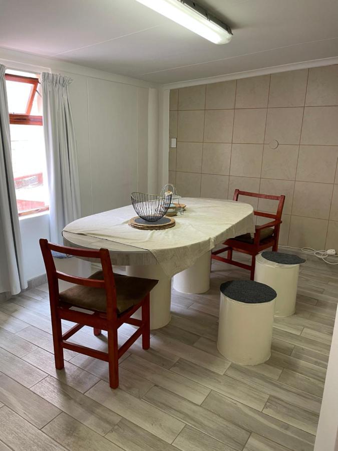 The Oasis Accommodation Lüderitz Eksteriør bilde